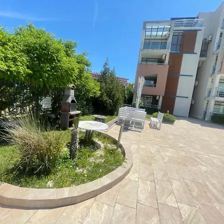 Sun 1 - Family Apart * 써니비치