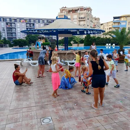 Sun 1 - Family Apart 아파트