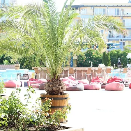 Sun 1 - Family Apart Lägenhet Slăntjev Brjag