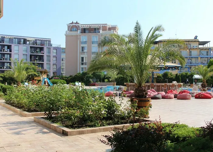 Sun 1 - Family Apart