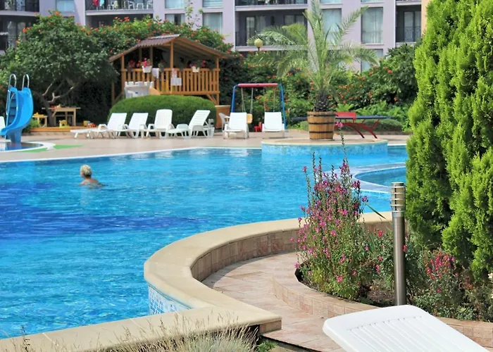 Sun 1 - Family Apart